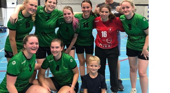 Wedstrijdverslag: onze regioploeg wint hun eerste wedstrijd van het seizoen!