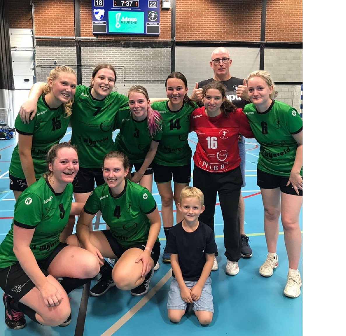 Wedstrijdverslag: onze regioploeg wint hun eerste wedstrijd van het seizoen!